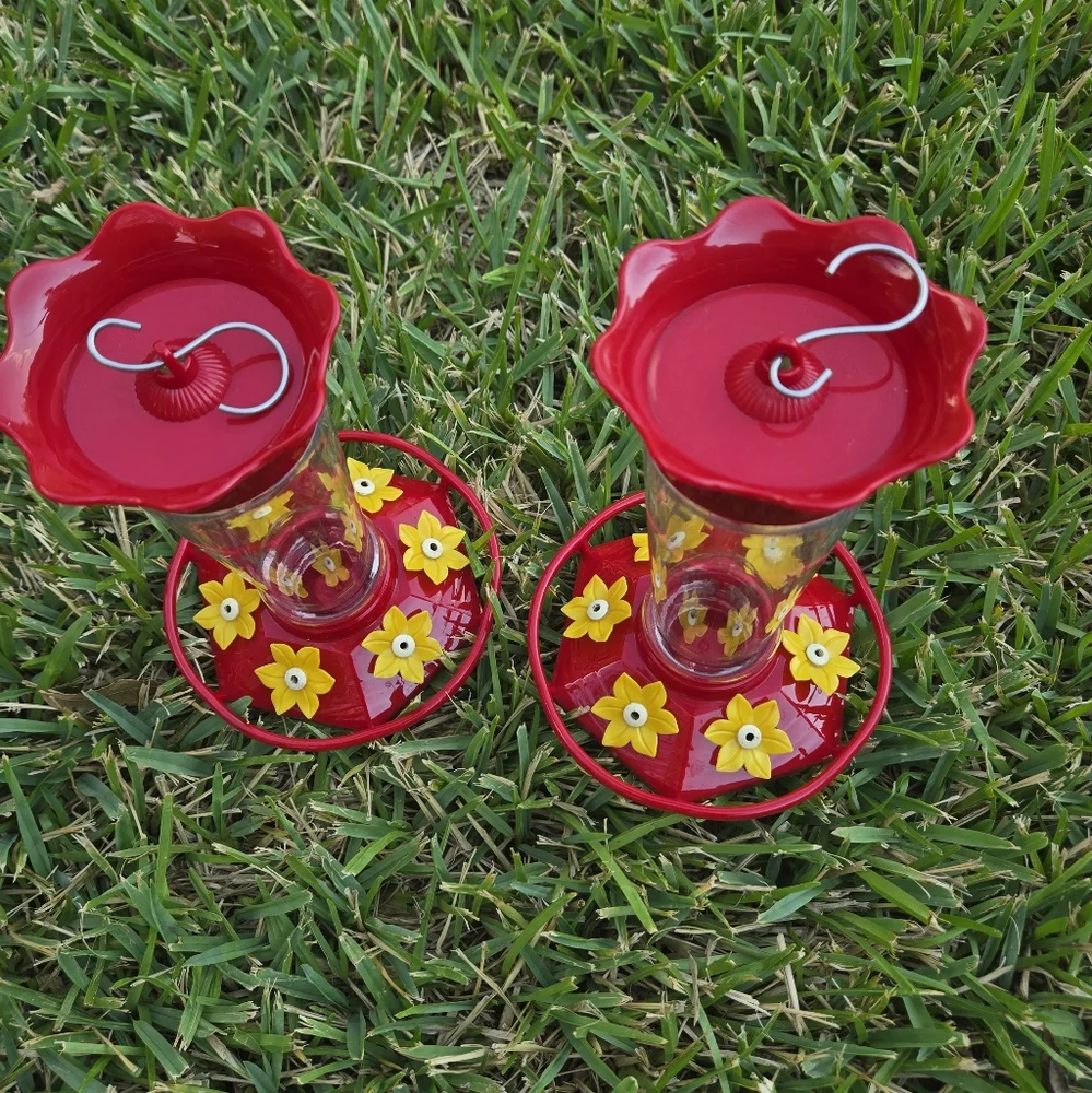 2 Pack Humming Bird Feeders with ant guard